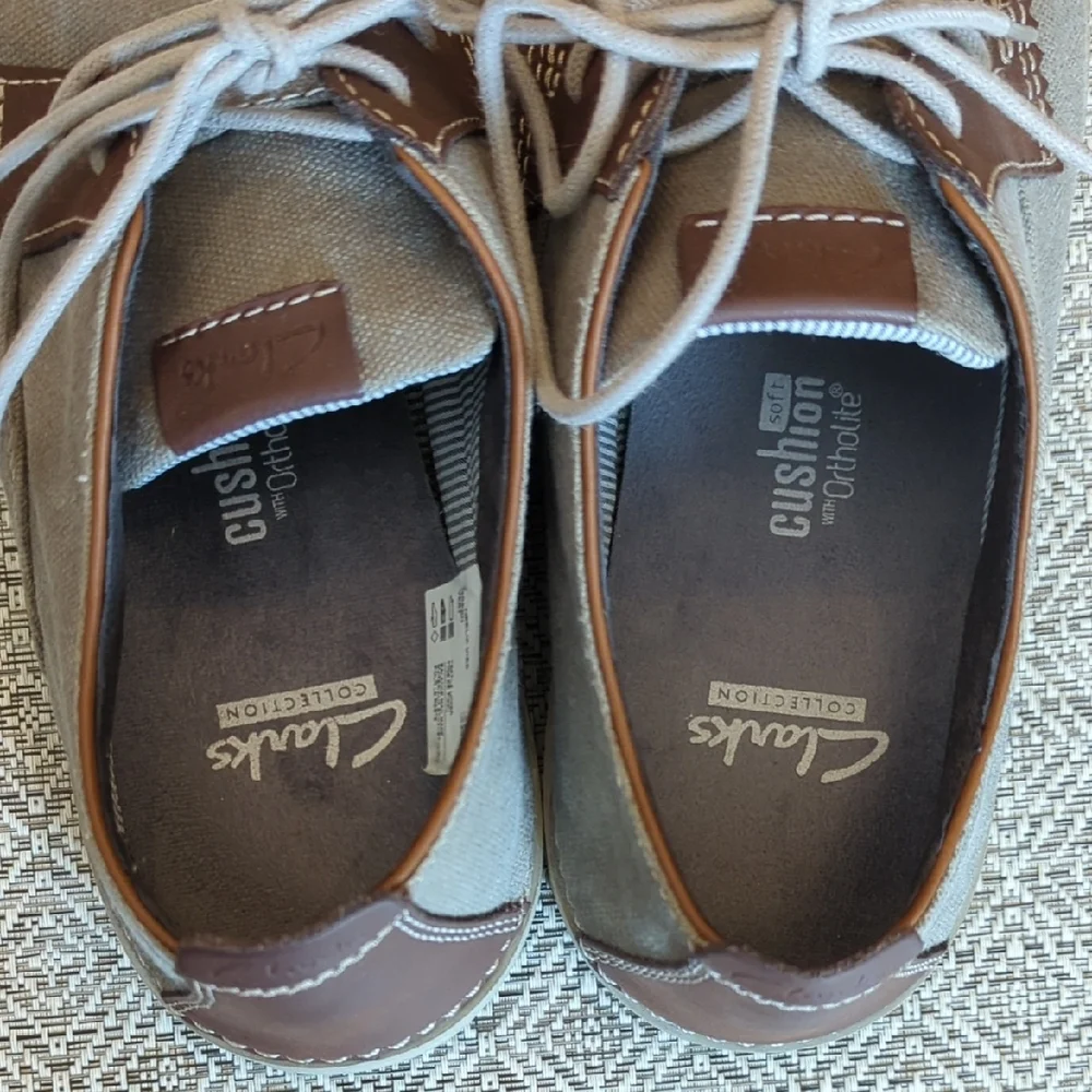 Clarks Men's Neelix Vibe Casual Cavas And Leather Olive/Taupe Oxford Boat Shoes